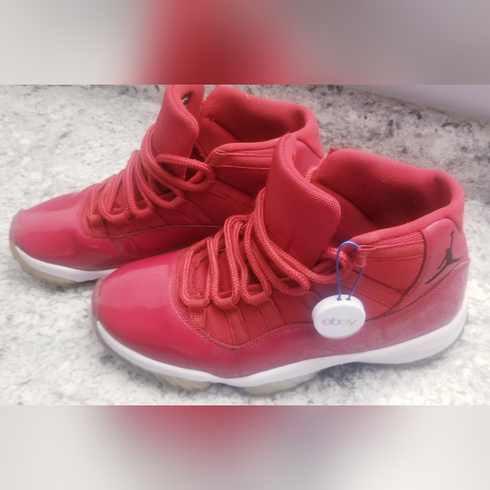 AIR JORDAN XI 11 WIN LIKE '96 NIKE RETRO AUTHENTICATED 100% GUARANTEED GENUINE